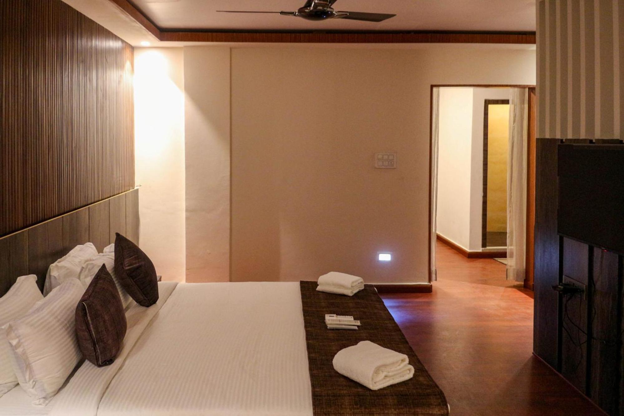 Hotel Obsidian Blue Itānagar Extérieur photo