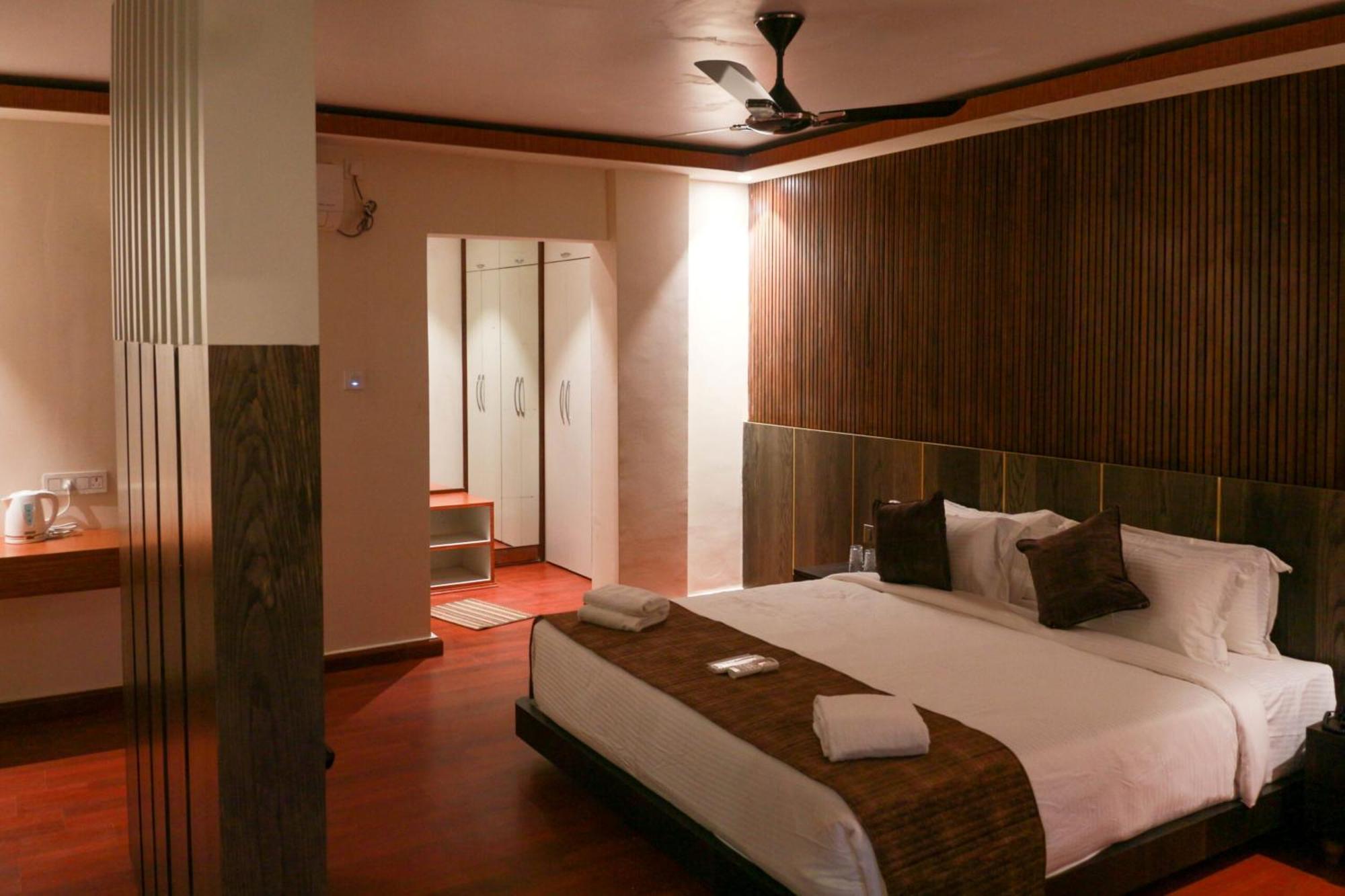 Hotel Obsidian Blue Itānagar Extérieur photo