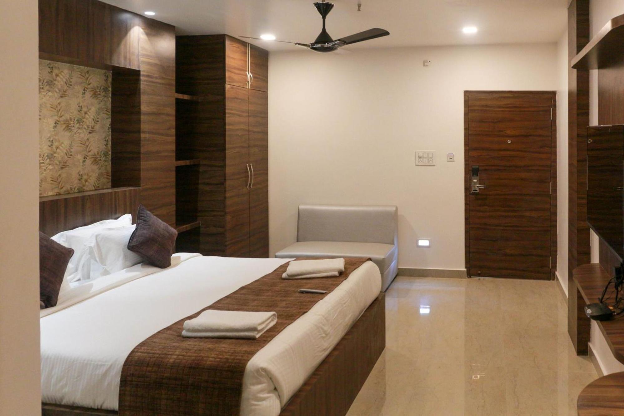 Hotel Obsidian Blue Itānagar Extérieur photo
